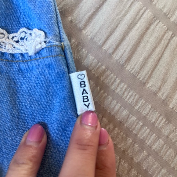 Vintage Blue Straight Leg Jeans with Lace Detail - Picture 5 of 7